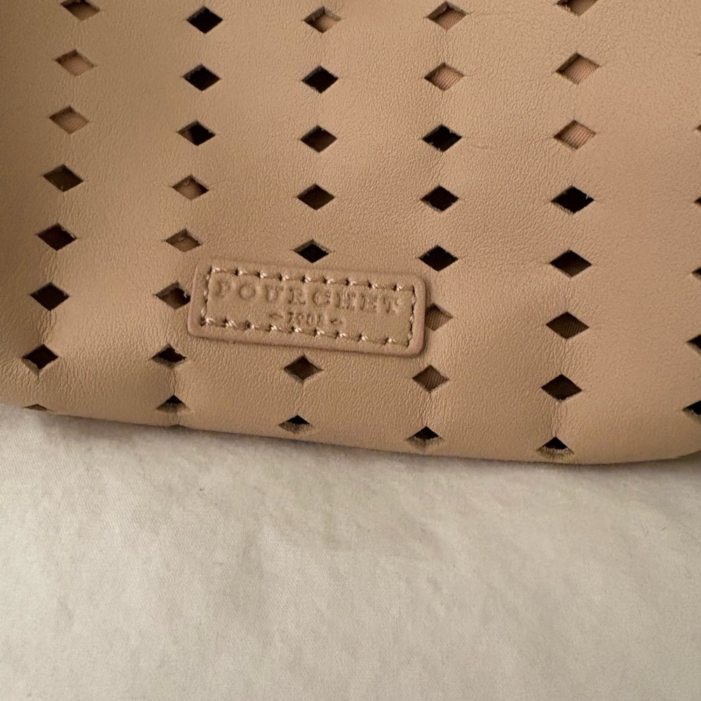 Gorgeous Pourchet Paris shoulder bag- soft pale pink/cream leather - Picture 15 of 16